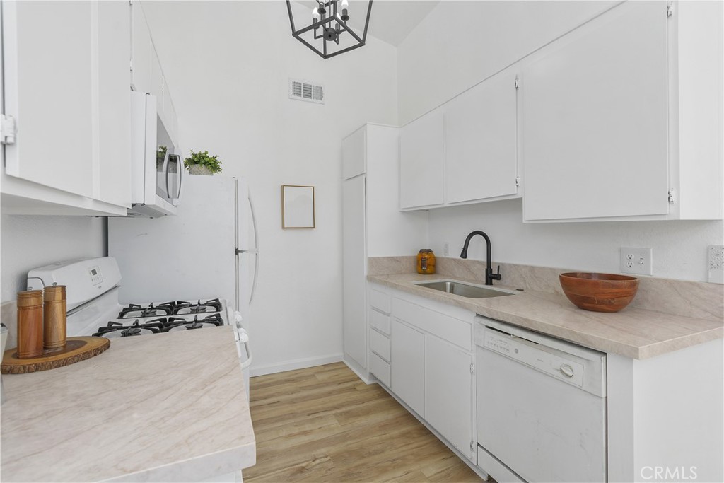 1800 E Old Ranch 146