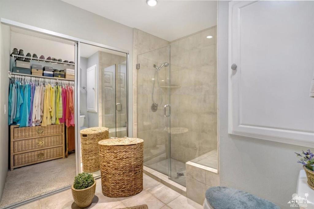 Sunrise C.C. - Residential Lease
