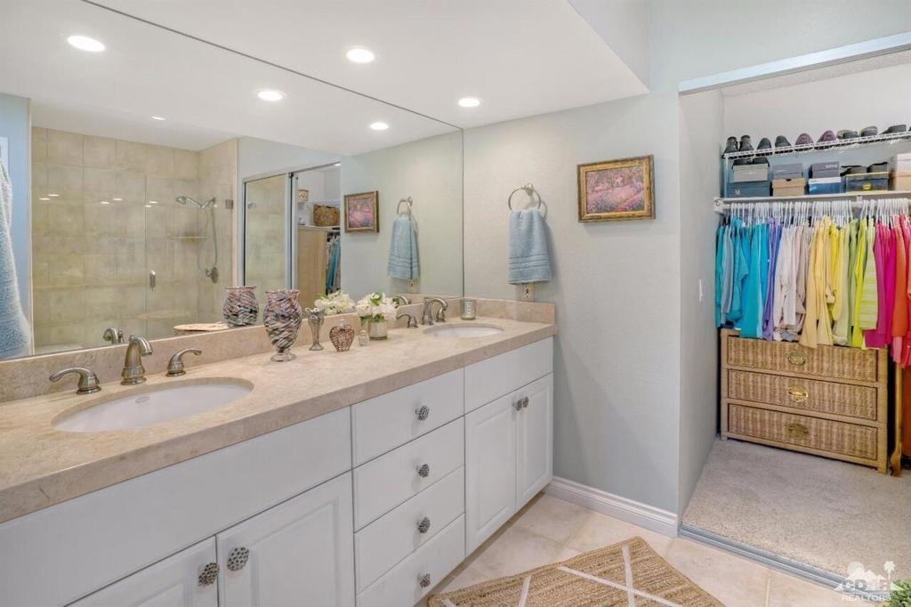 Sunrise C.C. - Residential Lease