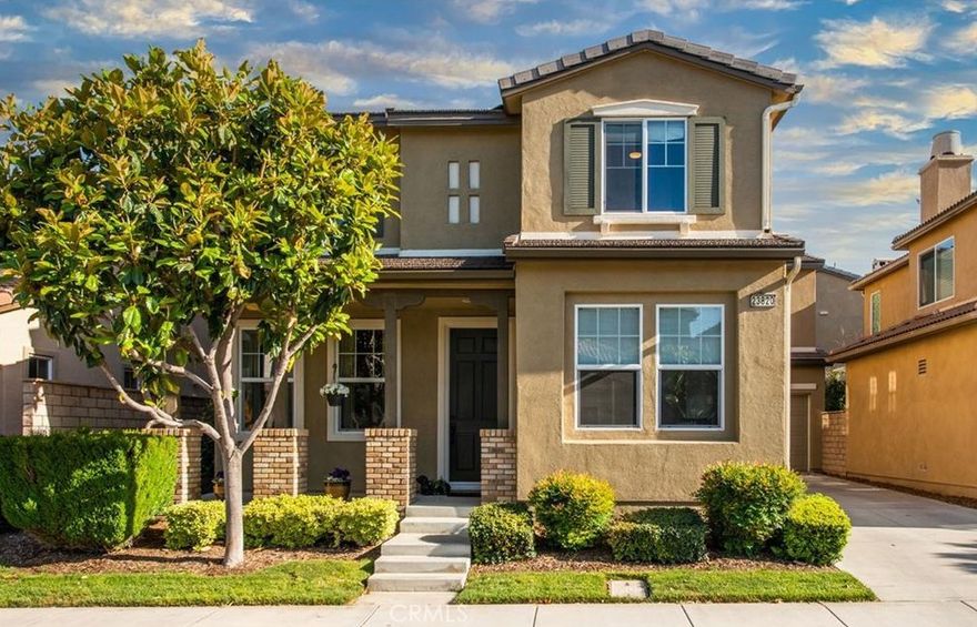 Welcome to the gated Altoliva community in the highly desired Tesoro Del Valle area of Central Valencia. Great use of space in the formal living room as you walk in and to the right a formal dining room. Butler’s pantry connects this room to the dine in kitchen. This area features a light and bright dining and kitchen with oversized seated island, walk in pantry, and opens to the family room with a fireplace making it the heart of the home. Upstairs find an generously private master at one end, featuring dual walk-in closets, two vanities, large soaking tub and glass enclosed block shower. Other side is the second, Third, and Fourth bedroom / Loft and the laundry room with storage in cabinets. Guest bathroom has dual sinks and separate shower/bath for added privacy. The exterior features of this home include a front porch, as well as a side entry from the EXTRA LONG driveway, leading to the 2 car direct entry to the garage. Altoliva residents have their own community pool while still able to access Tesoro del Valle clubhouses, private lake, walking path, pools, spas, tennis courts, playgrounds, soccer and baseball fields. Walk to schools, shopping, restaurants and Valencia's famous river trails and paseos



Washer, Dryer, Fridge & Solar (minimum power bills)

Tenant to secure Renters insurance, Pay utilities (Water, Electric, Gas and Trash)

Landlord is responsible for  HOA Payment