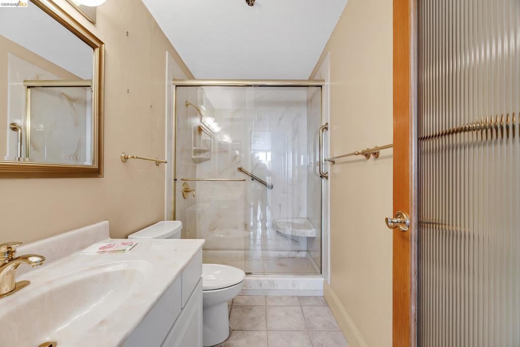 555 Pierce St 1001