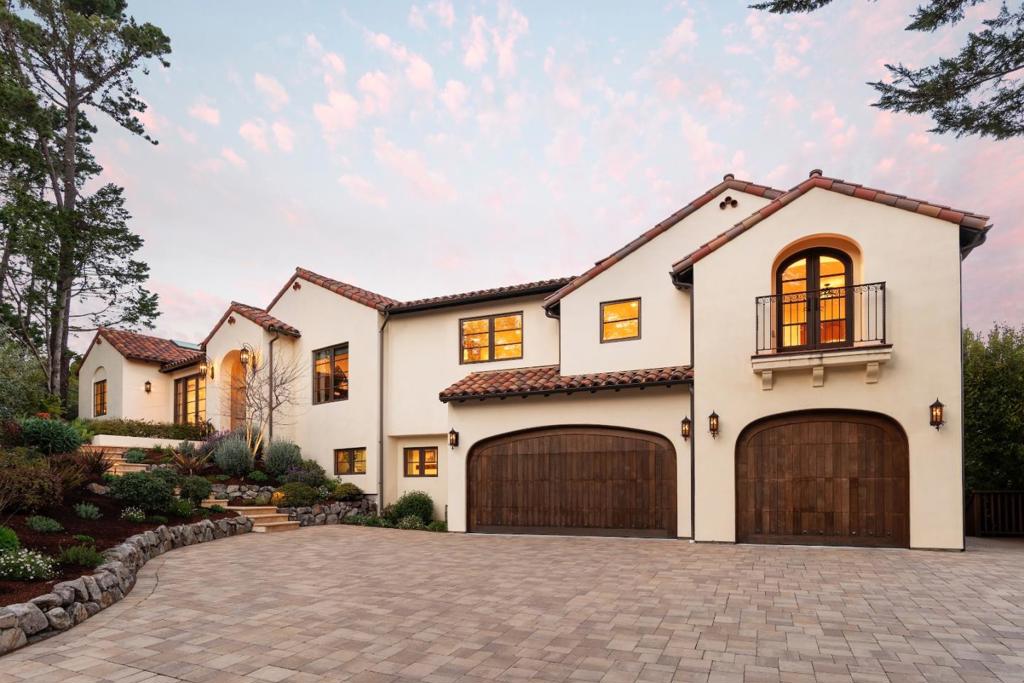 25 Searsville Court