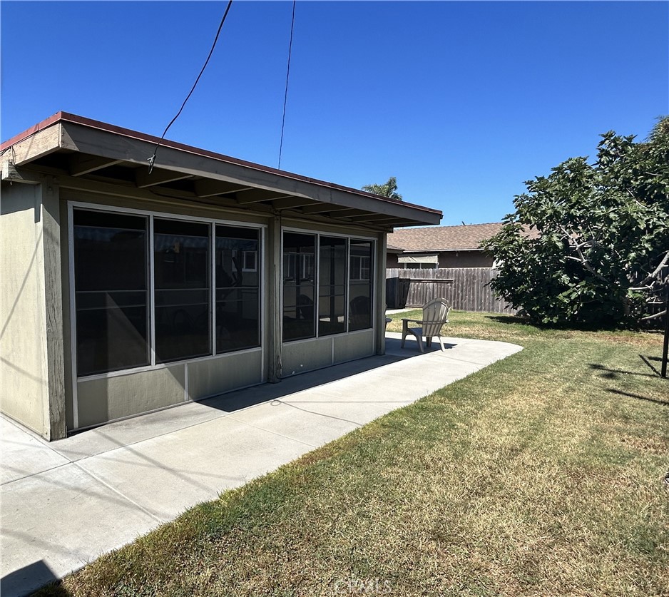 6552 Oakgrove Circle