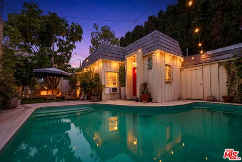 Photo of 8998 Lloyd Place, West Hollywood, CA 90048 (MLS # 26827581)