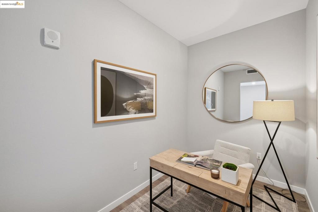 WEST OAKLAND - Residential