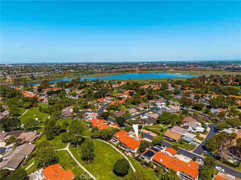 Photo of 525 Vista Flora, Newport Beach, CA 92660 (MLS # PW26097281)