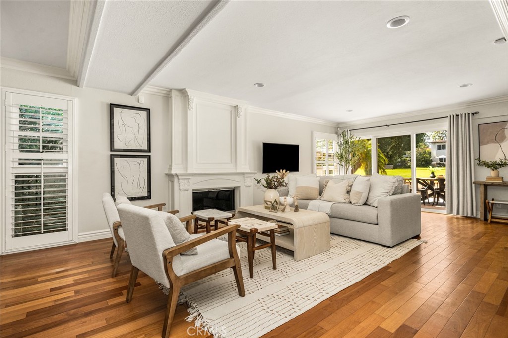 525 Vista Flora