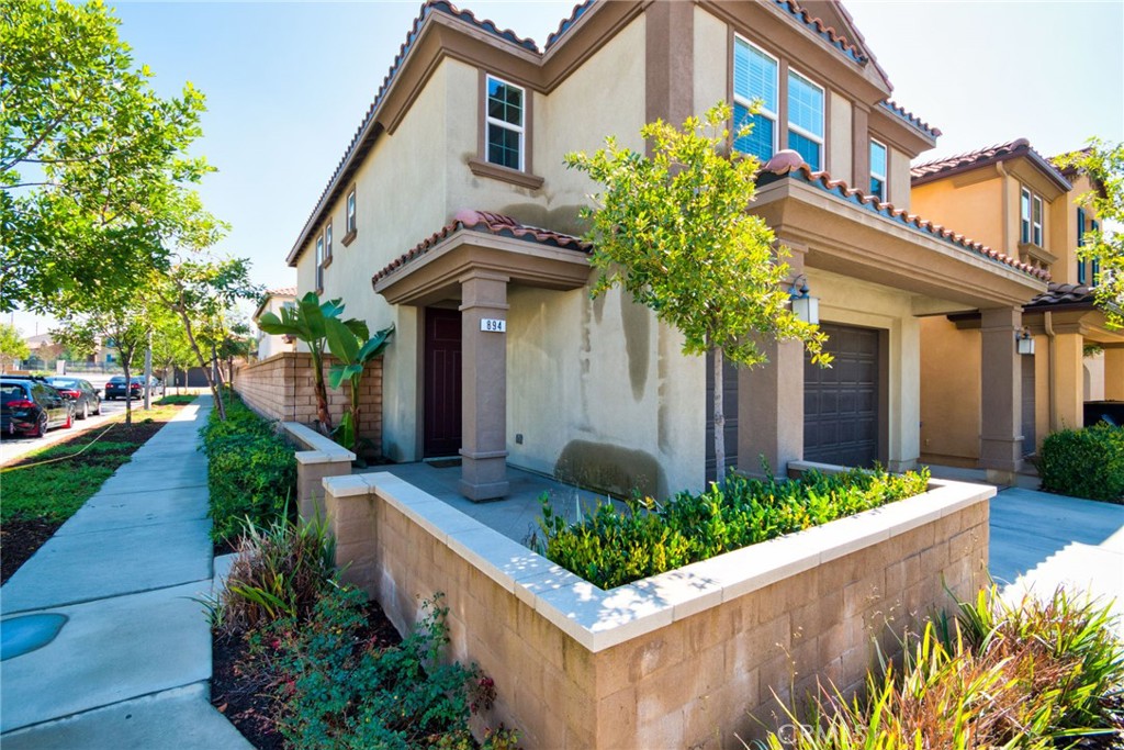 894 Harvest Avenue