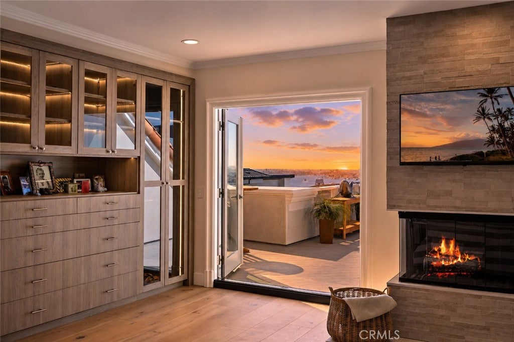 302 Carnation Avenue, Corona Del Mar CA 92625 - Photo 20