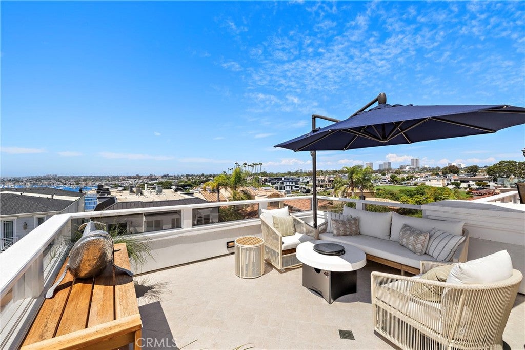 302 Carnation Avenue, Corona Del Mar CA 92625 - Photo 12