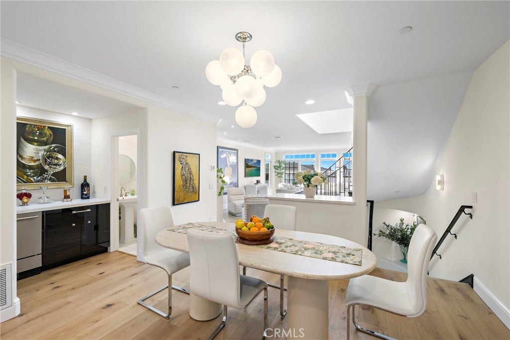 302 Carnation Avenue, Corona Del Mar CA 92625 - Photo 7