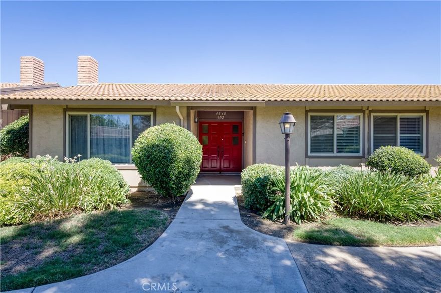 Fantastic and PRIVATE LOCATION in Tranquil Piccadilly Village. The large formal living has a Charming fireplace and features a dining area, cathedral ceilings, gorgeous Hardwood flooring and double French doors with tall windows on each side, perfect for indoor/outdoor living and or entertaining. Plus Bali cordless cellular shades. The galley style kitchen is efficient. The master bedroom has large walk-in closet and plantation shutters and all 3 bedrooms have ceiling fans. Crown molding and some custom millwork thru-out part of home. Private gated patio w/ brick, planting area and covered patio area. Impeccably landscaped grounds give this complex a Park-like setting. Amenities include a sparkling pool and spa, clubhouse with sauna and 2 lighted tennis courts. Located close to Fresno's best shopping and walking distant to Annex Kitchen and Mochuelo restaurants!