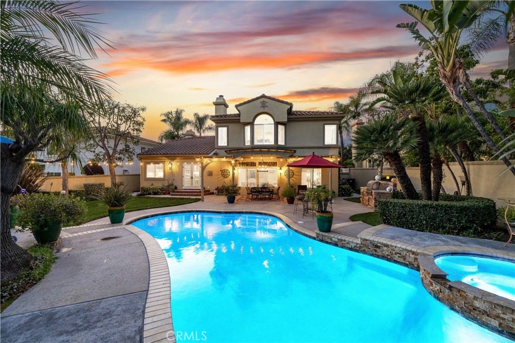 5376 Edgewood Drive