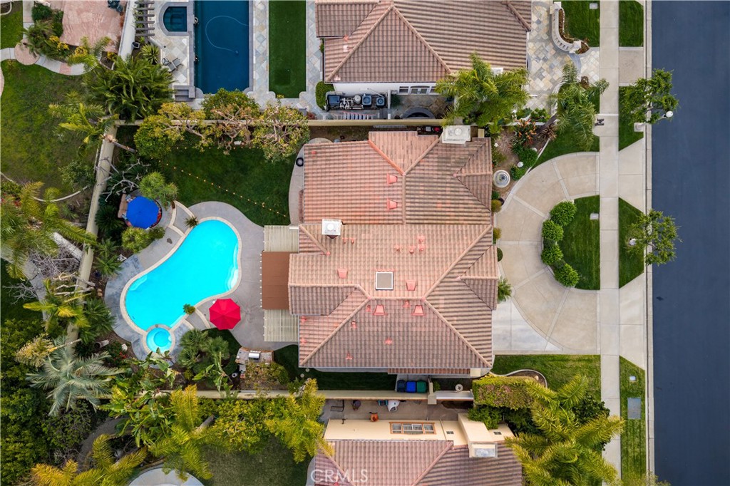5376 Edgewood Drive