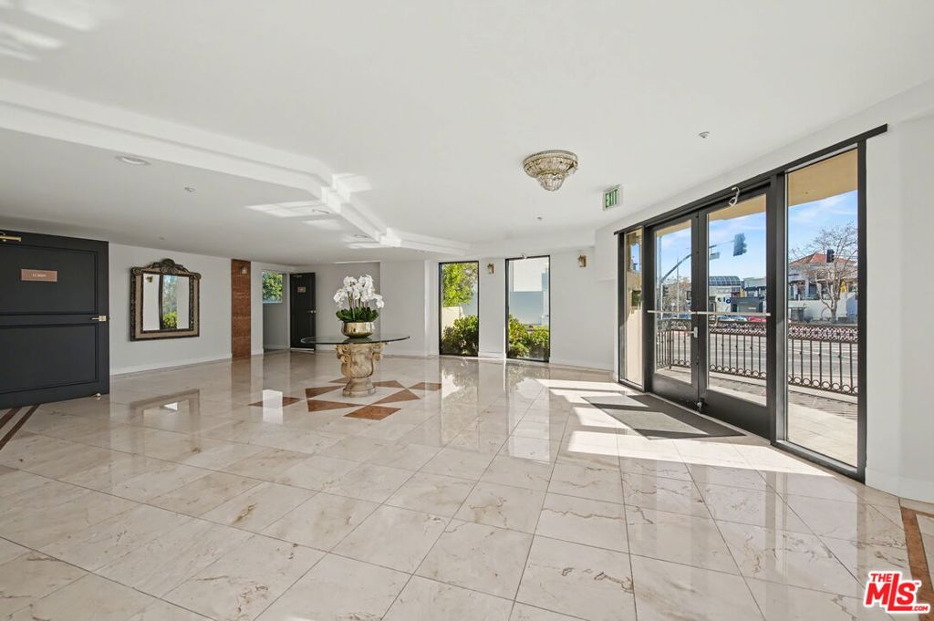 1278 S Camden Drive 303