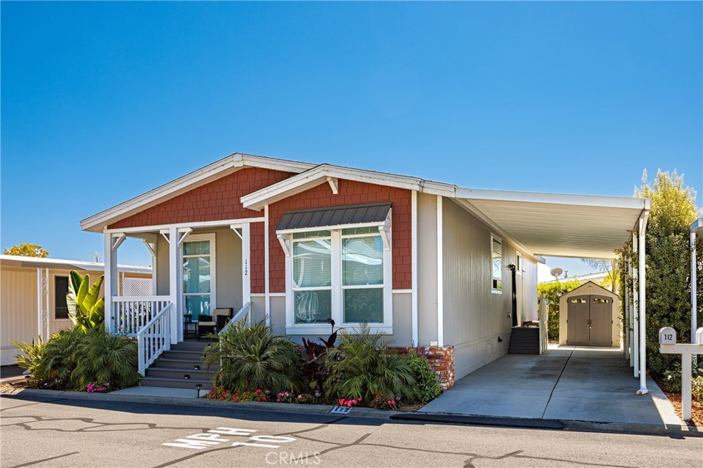32371 Alipaz Street 112