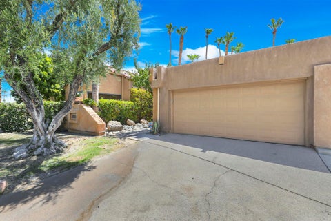 Photo of 2910 Cervantes Court, Palm Springs, CA 92264 (MLS # 219151205DA)