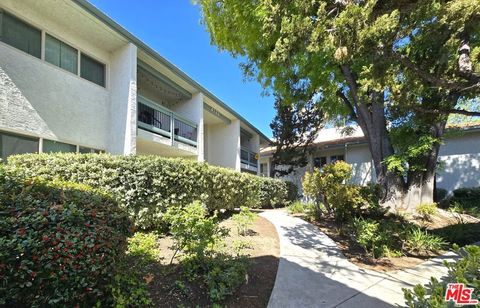 4722 Park Granada 206 Calabasas CA 91302