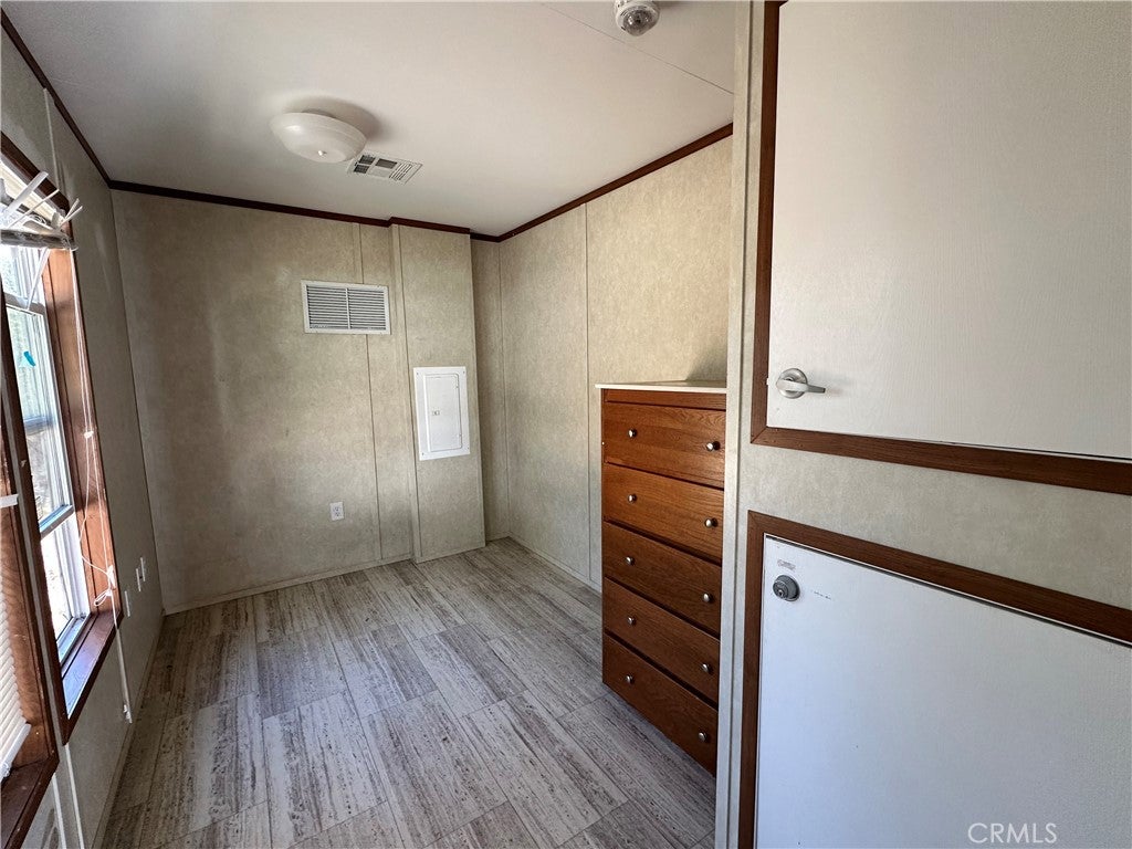 1403 Forbestown