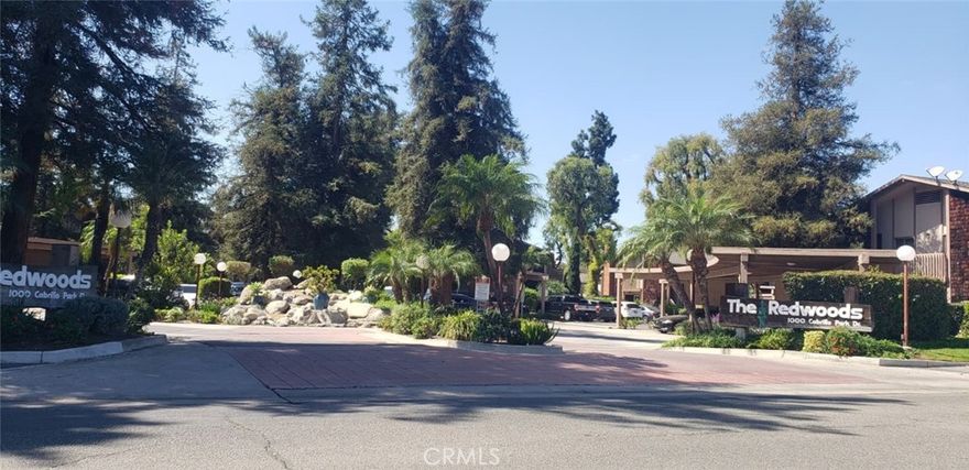 Beautiful loft-style condo available for rent at Redwoods. Nestled in a charming community surrounded by lush landscaping, mature trees, and greenery, this home offers a peaceful retreat while remaining centrally located. Conveniently close to shopping centers, dining, and entertainment, with easy access to the 5, 55, and 22 freeways. Enjoy the quiet and safe atmosphere of this well-maintained community, an ideal place to call home.