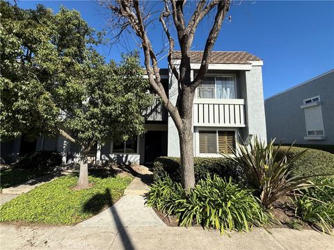 153 Briarwood Irvine CA 92604