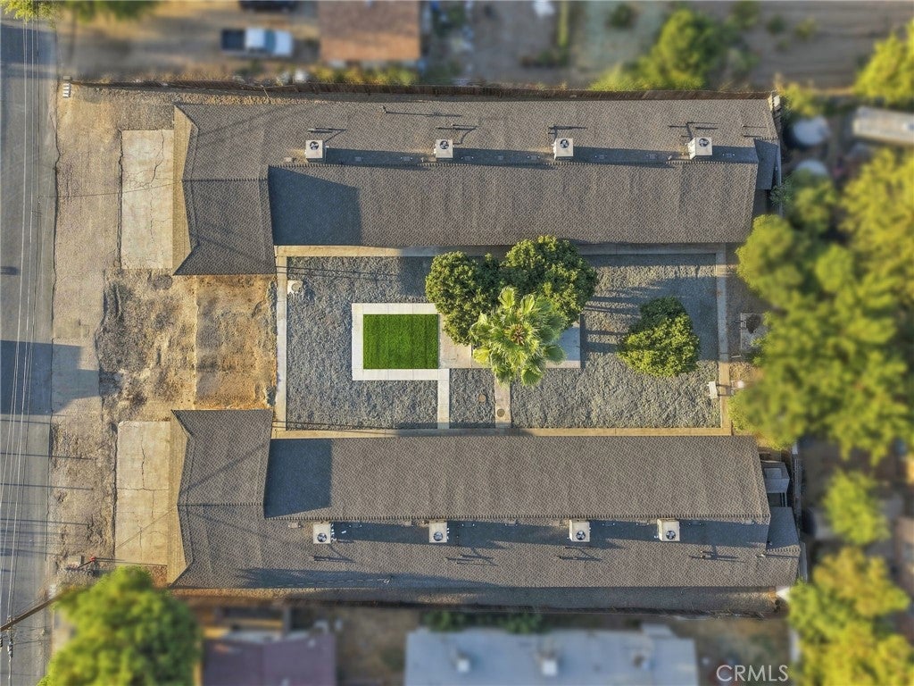 1506 N Cobb