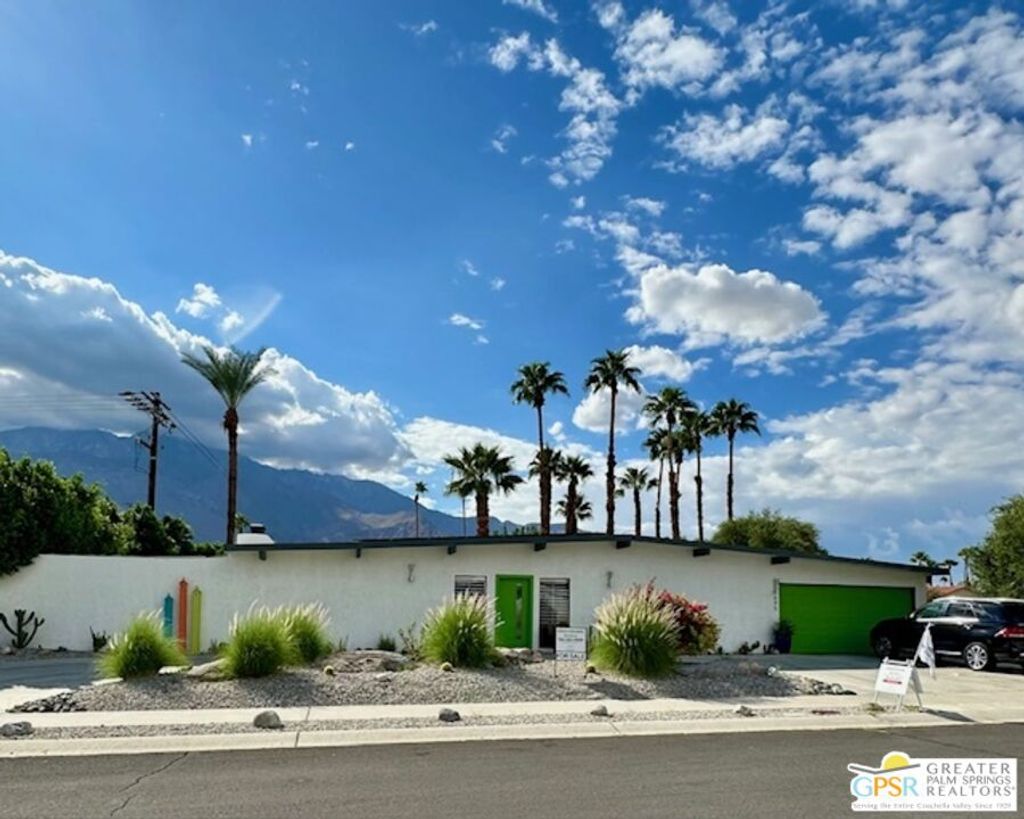 Photo of 695 N Monterey Road, Palm Springs, CA 92262 (MLS # 25583653PS)