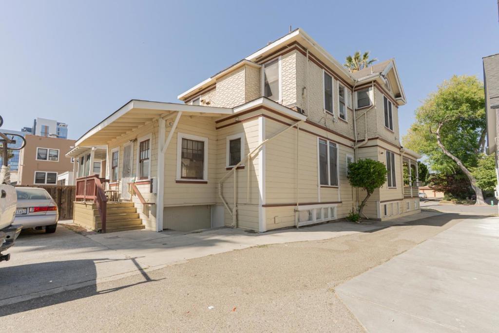 467 S 3rd Street