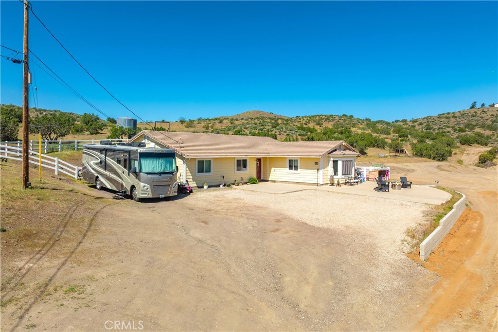 2807 Clanfield