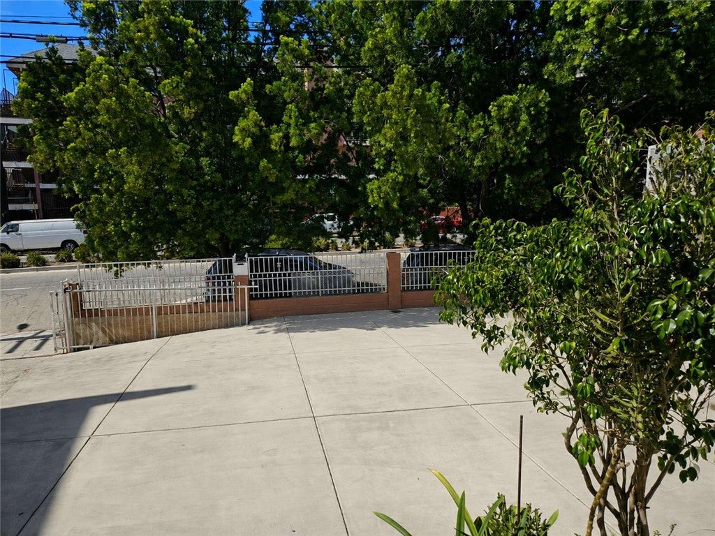 3428 Fletcher Drive