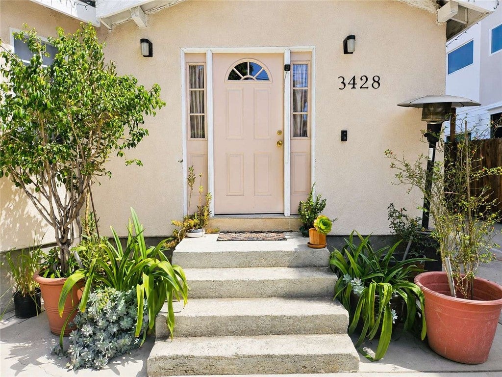 3428 Fletcher Drive, Los Angeles CA 90065