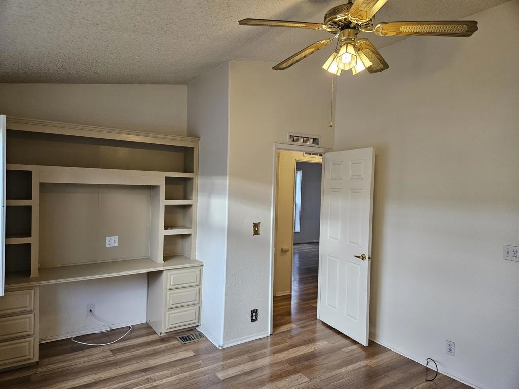 Palm Desert Greens - Manufactured In Park