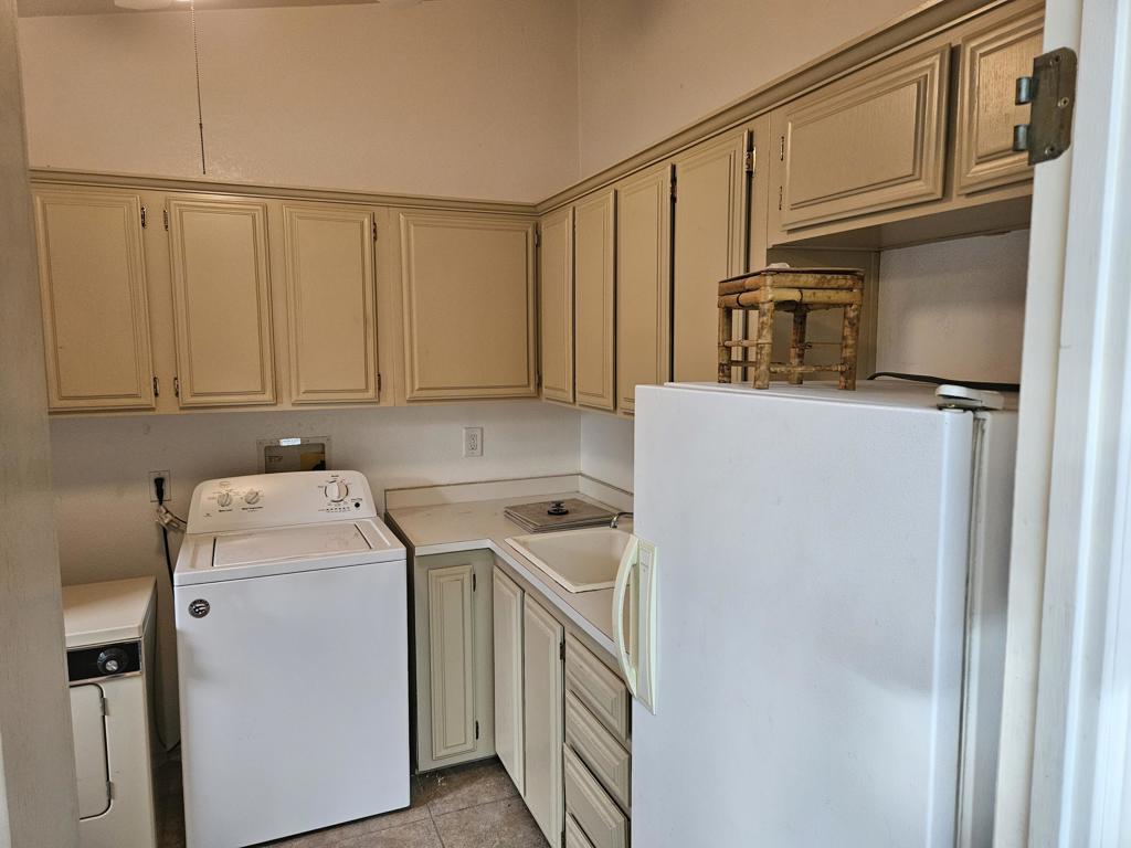 Palm Desert Greens - Manufactured In Park