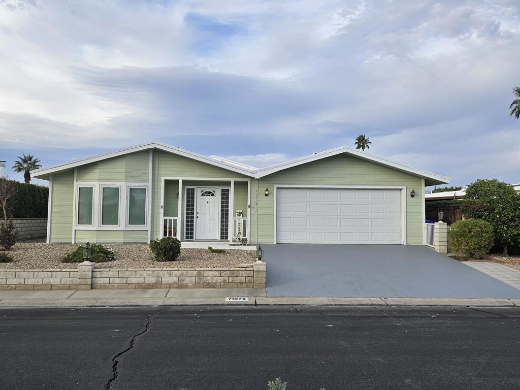 Palm Desert Greens - Manufactured In Park