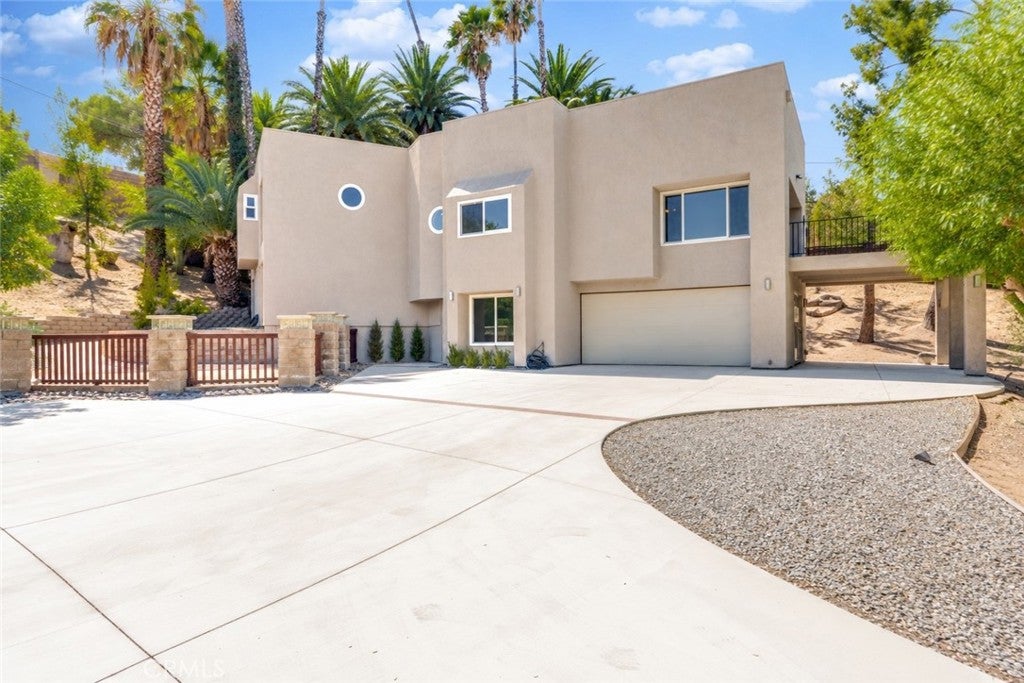40325 Pageant Place
