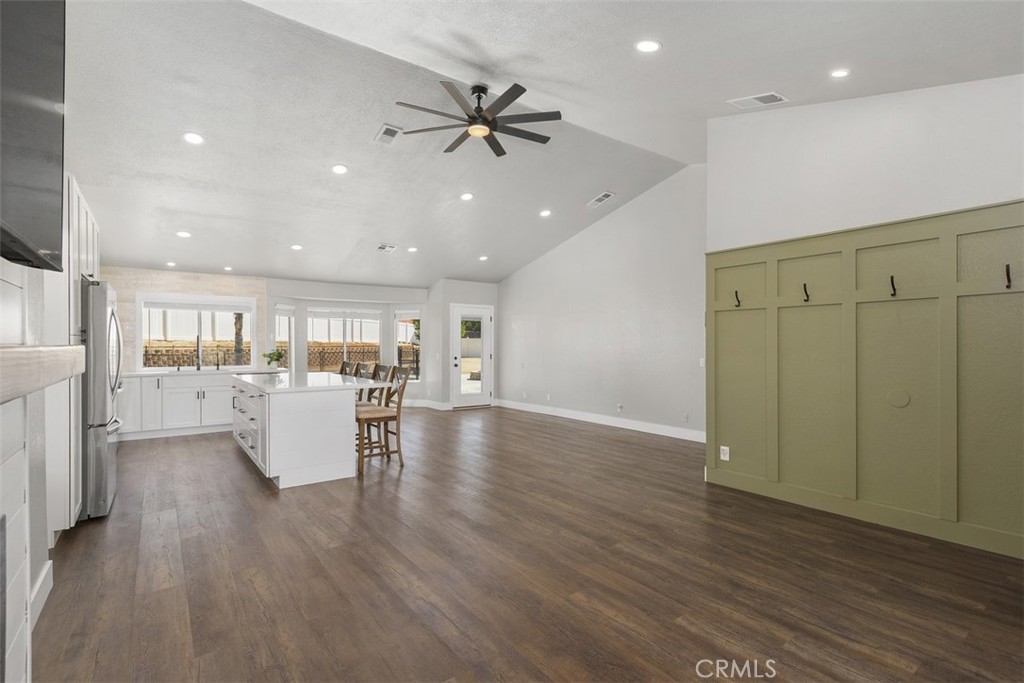 22816 Supa Court