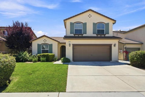 Photo of 1631 Panorama Drive, Hollister, CA 95023 (MLS # ML82058799)