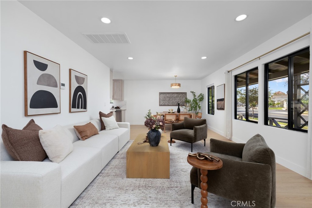 616 W Floral Drive