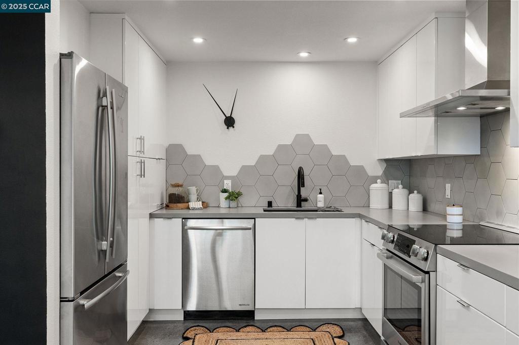 EMERYVILLE - Residential