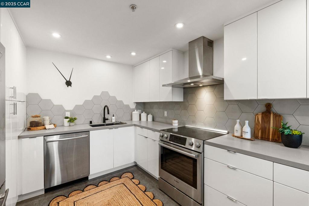 EMERYVILLE - Residential