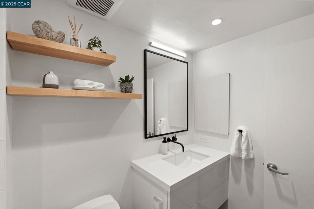 EMERYVILLE - Residential