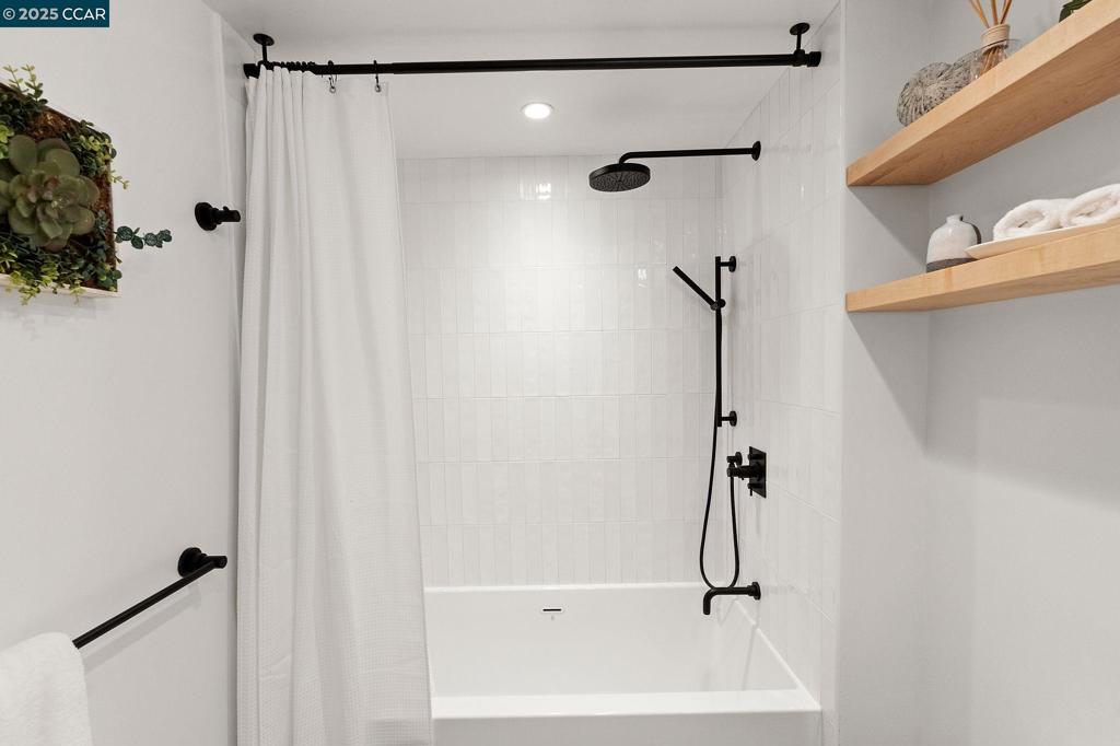 EMERYVILLE - Residential