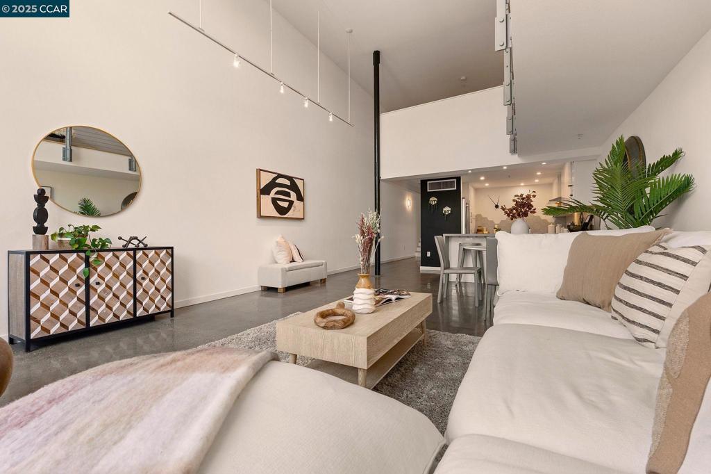 EMERYVILLE - Residential