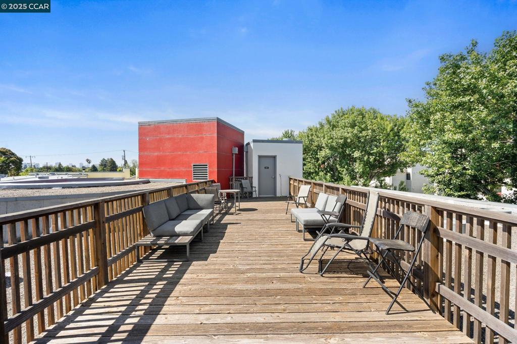 EMERYVILLE - Residential