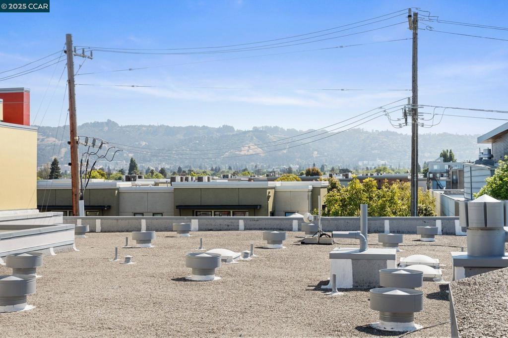 EMERYVILLE - Residential