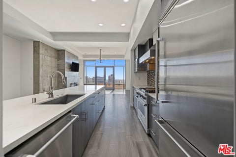 Photo of 1111 S GRAND Avenue #PH6, Los Angeles, CA 90015 (MLS # 26996485)
