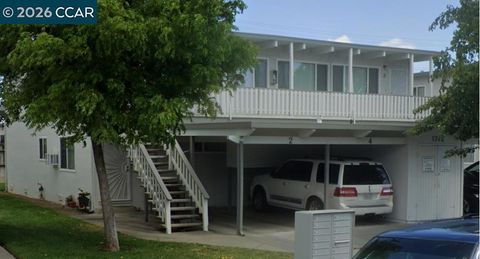 Photo of 1712 Fillmore St St, Fairfield, CA 94533 (MLS # 41132577)