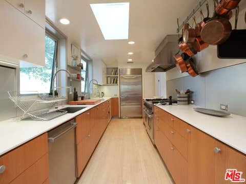 Photo of 10416 Corfu Ln, Los Angeles, CA 90077 (MLS # 26866509)