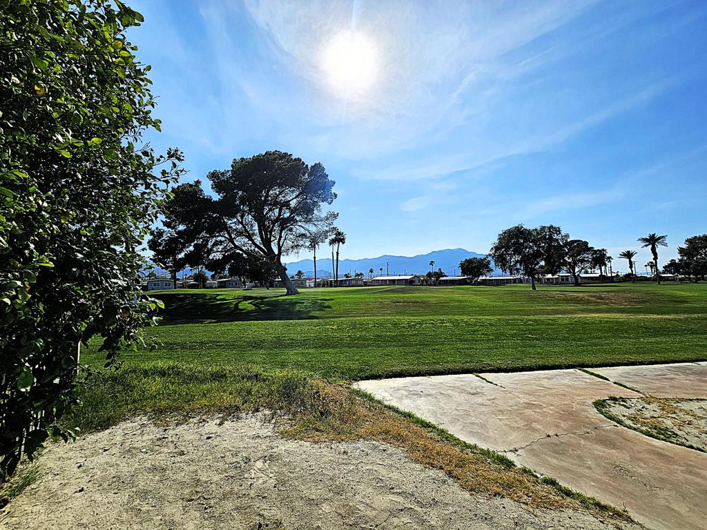 Tri Palm Estates - Manufactured In Park