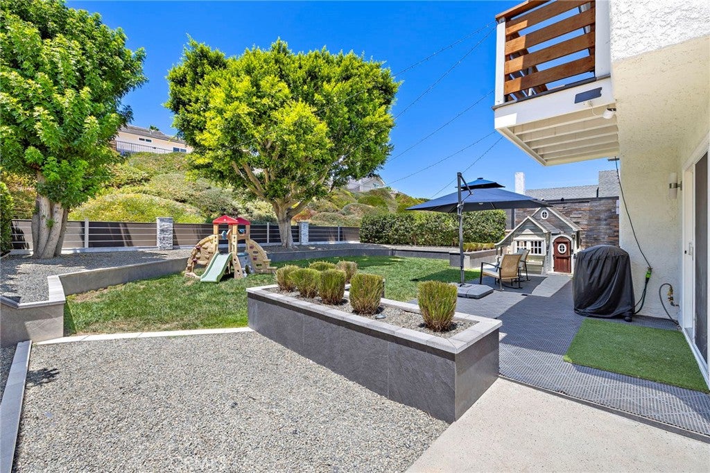 22051 Salcedo, Mission Viejo CA 92691 - Photo 35